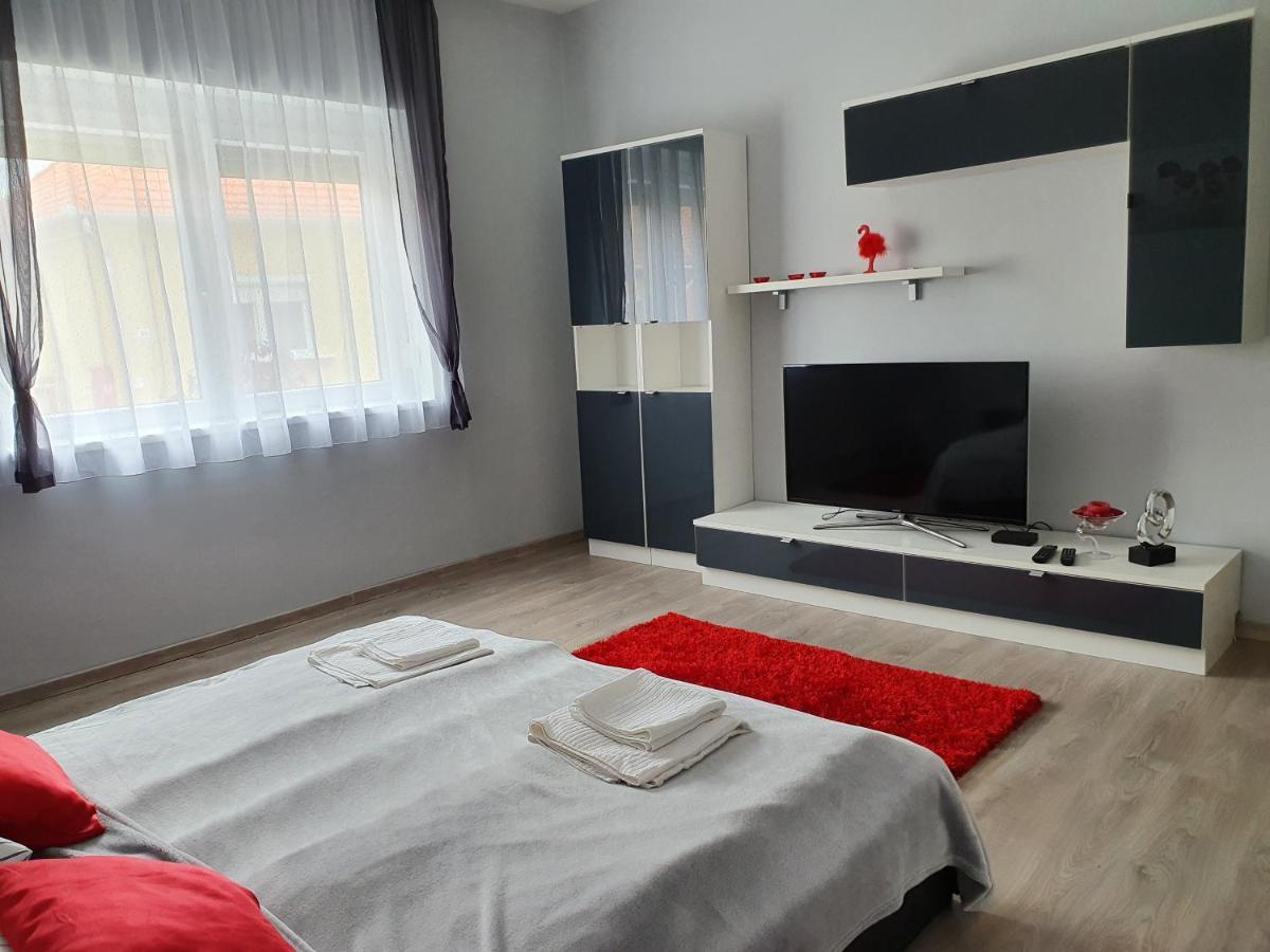 Flamingo Apartment Sárvár Eksteriør bilde