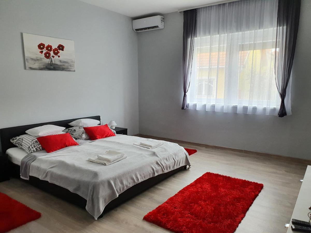 Flamingo Apartment Sárvár Eksteriør bilde